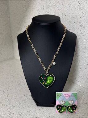 BETSEY JOHNSON Heart Shaped Golf Charm Necklace & Earrings Clubs Flagstick Set